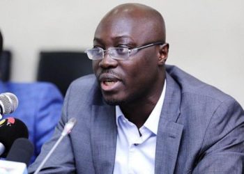 Cedi depreciation sign of Planting for Food and Jobs failure – Bawumia gets reply