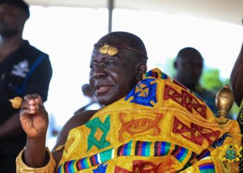 Asantehene assists to raise funds for Bible translation