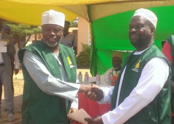 Gov’t Restores Arabic Tutors  Allowances