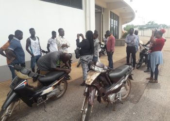 Tamale: NPP Youth Chase Out Sports Authority Staff, Lock Down Office