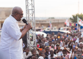 2020 polls: Mahama promises ONE REGION, ONE HOSPITAL.