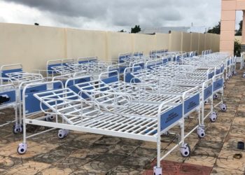 Bawumia donates beds and incubators to Walewale Government Hospital