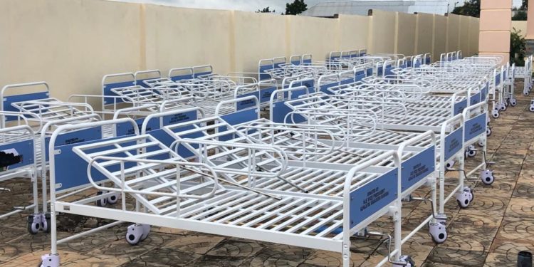 Bawumia donates beds and incubators to Walewale Government Hospital