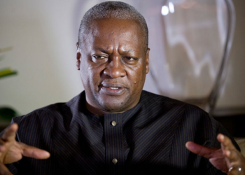 Airbus Scandal: Fishermen challenges Mahama in his office to respond to bribery allegations and he chickened out!