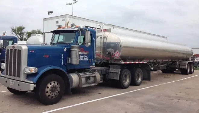 W/R: Residents flee to nearby Beposo as gas tanker collides with truck