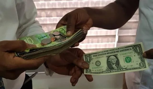 Cedi depreciation slows down; now sells at about ¢7.84 to a dollar