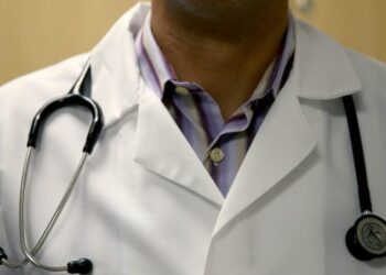 Doctor fired for prescribing ice cream and video games to child with sore throat