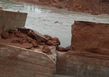 Savannah region: Passengers stranded as heavy rains cut off Bamboi-Wa highway